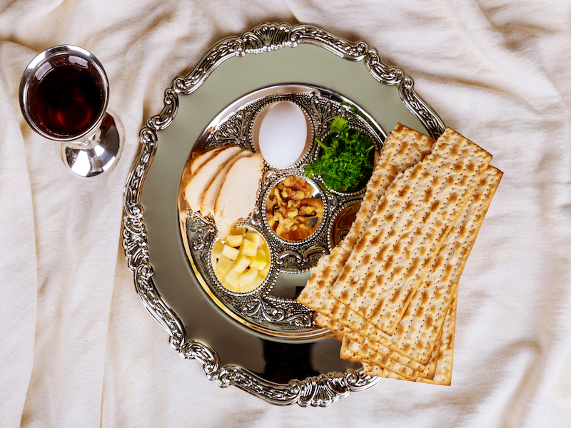 Our 2nd night Community Passover Seder is back! Registration Has Closed!